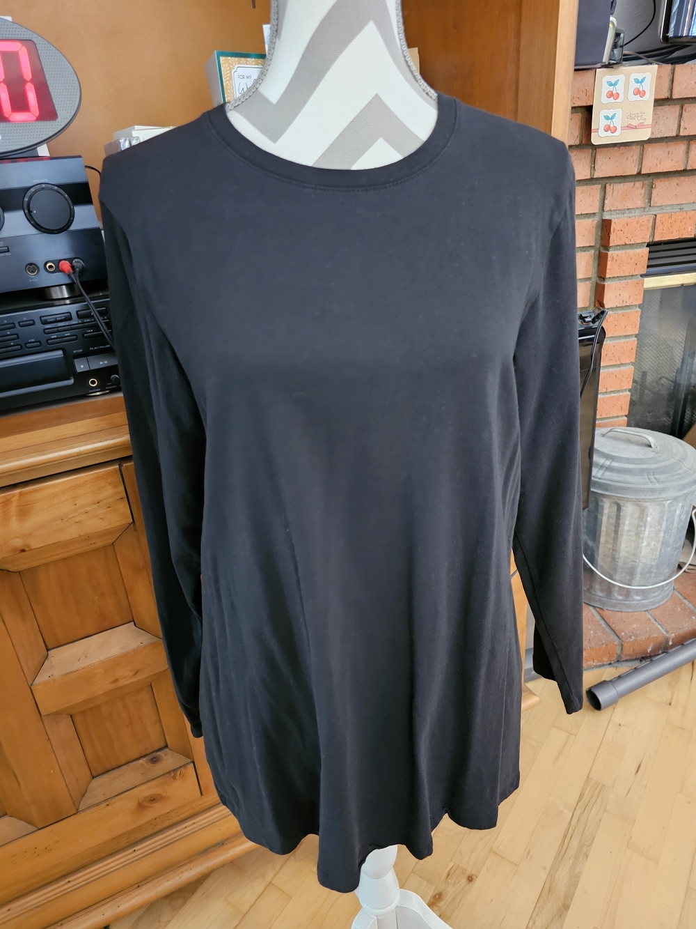 Just My Size Black Long-Sleeve Swing Top